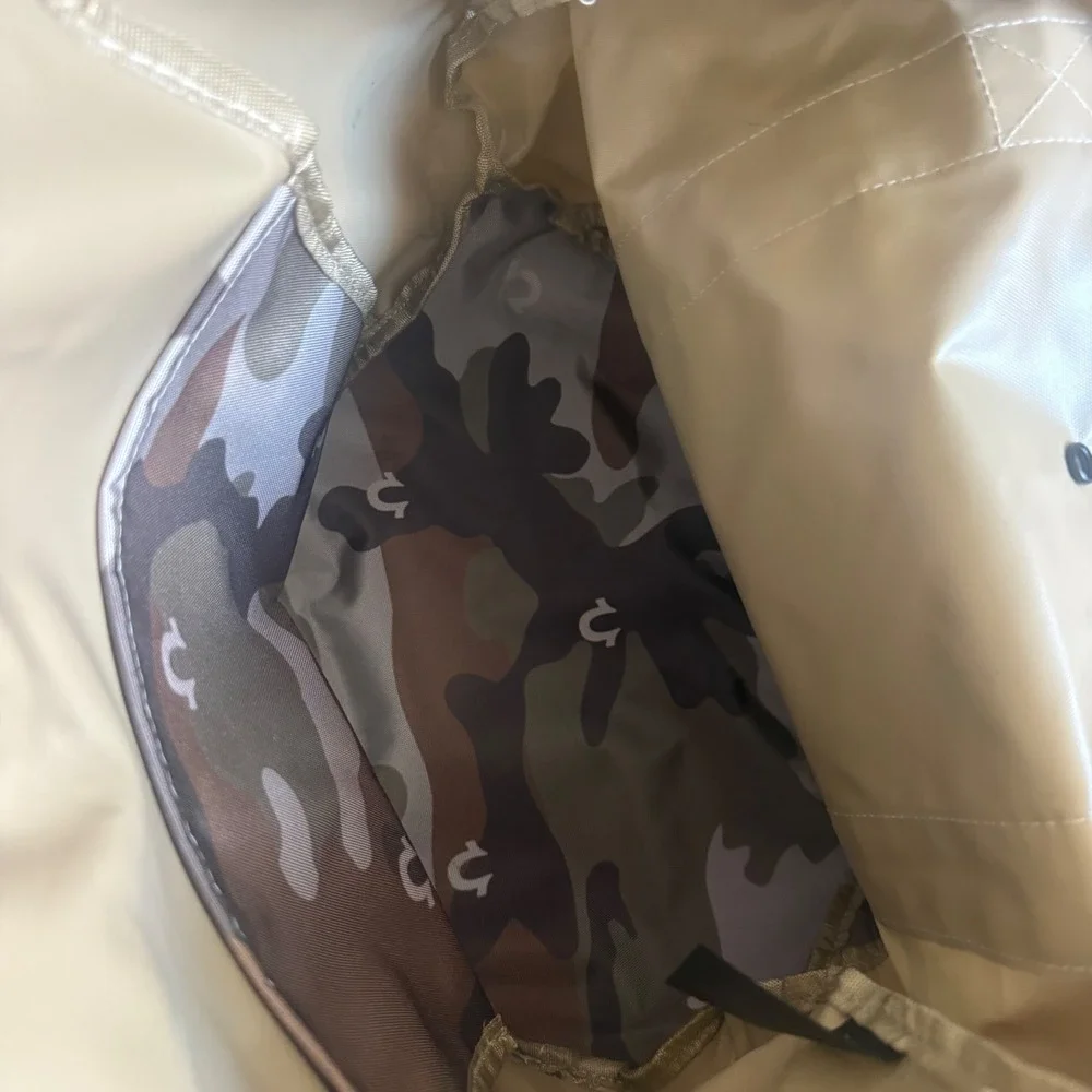 True Religion Dribble Camo Tote Bag Horseshoe Logo Canvas TR106324 New With Tags